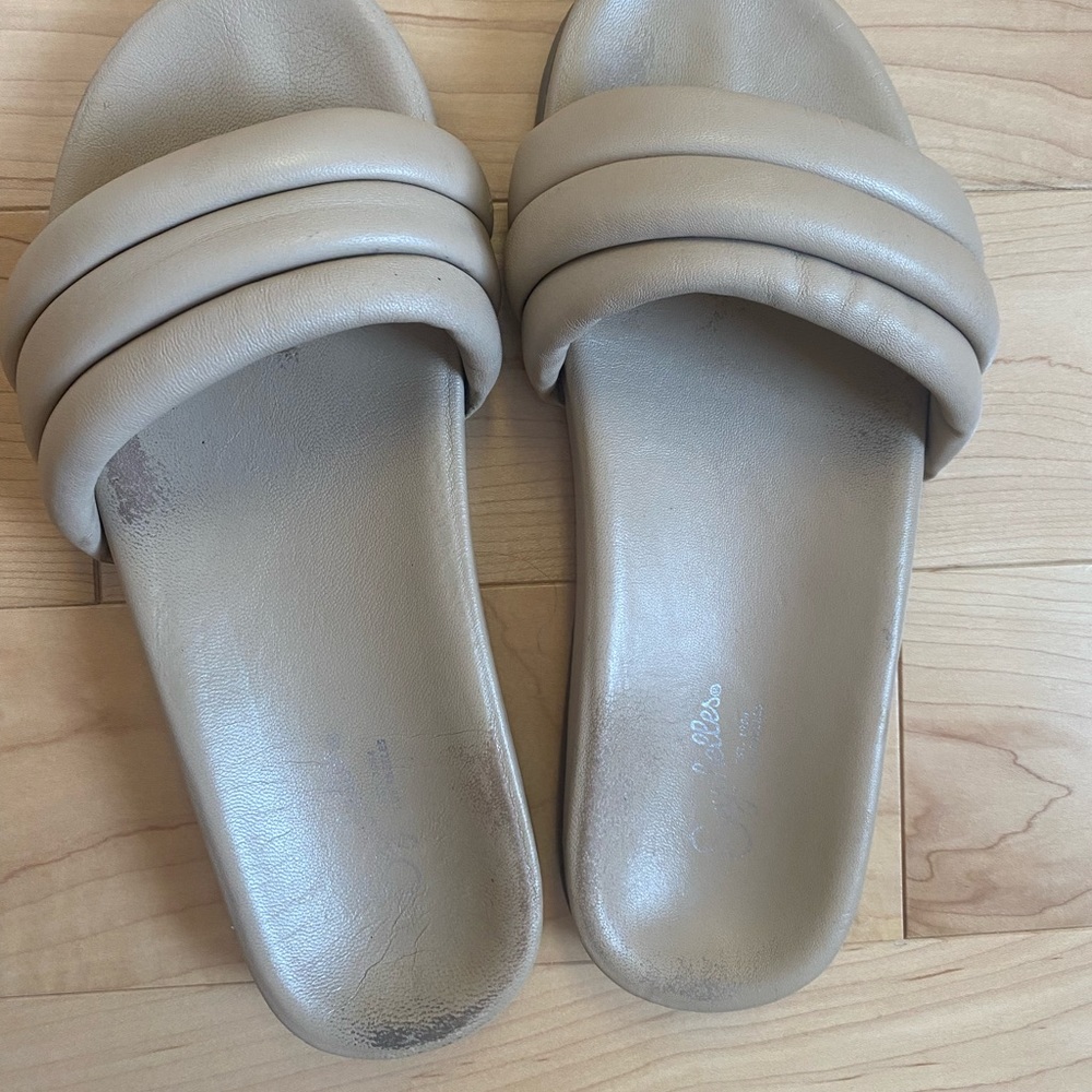 Beige Seychelles LowKey Slides - Picture 7 of 7